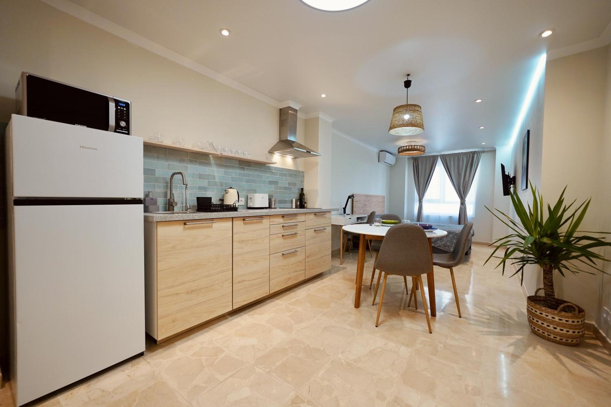 Parsami Suites ซานตาโปลา ภายนอก รูปภาพ