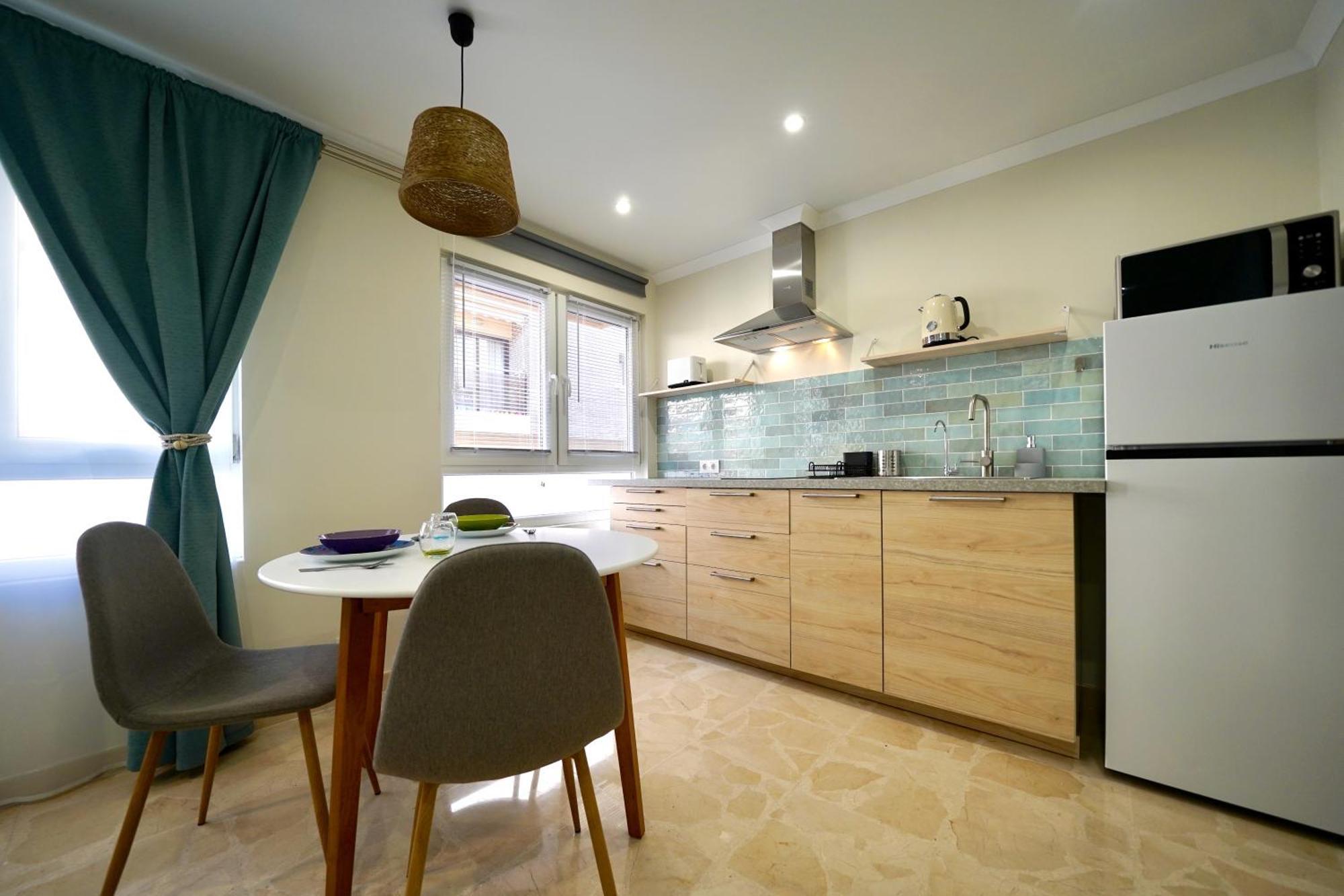 Parsami Suites ซานตาโปลา ห้อง รูปภาพ