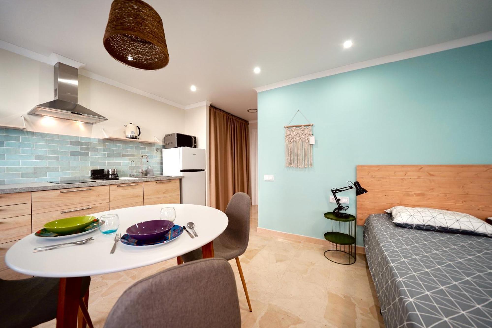 Parsami Suites ซานตาโปลา ห้อง รูปภาพ